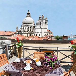  Apartament Dorsoduro Charme By Wonderful Italy Włochy